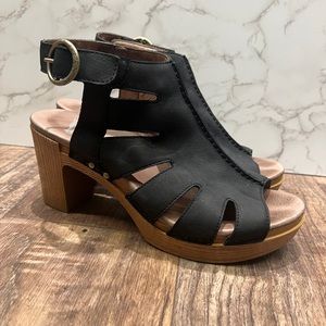 Dansko Heeled Sandal - 40